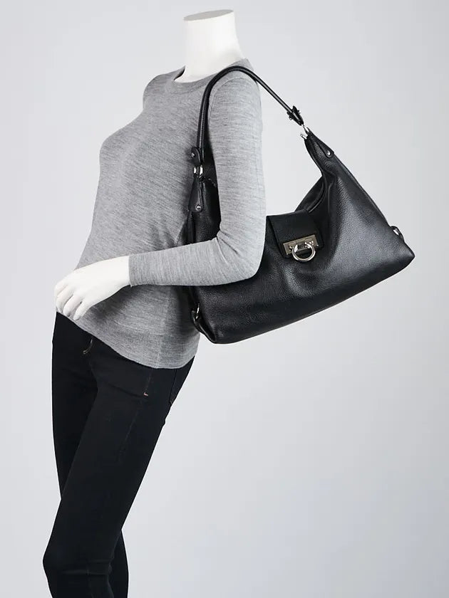 Ferragamo Fanisa Hobo