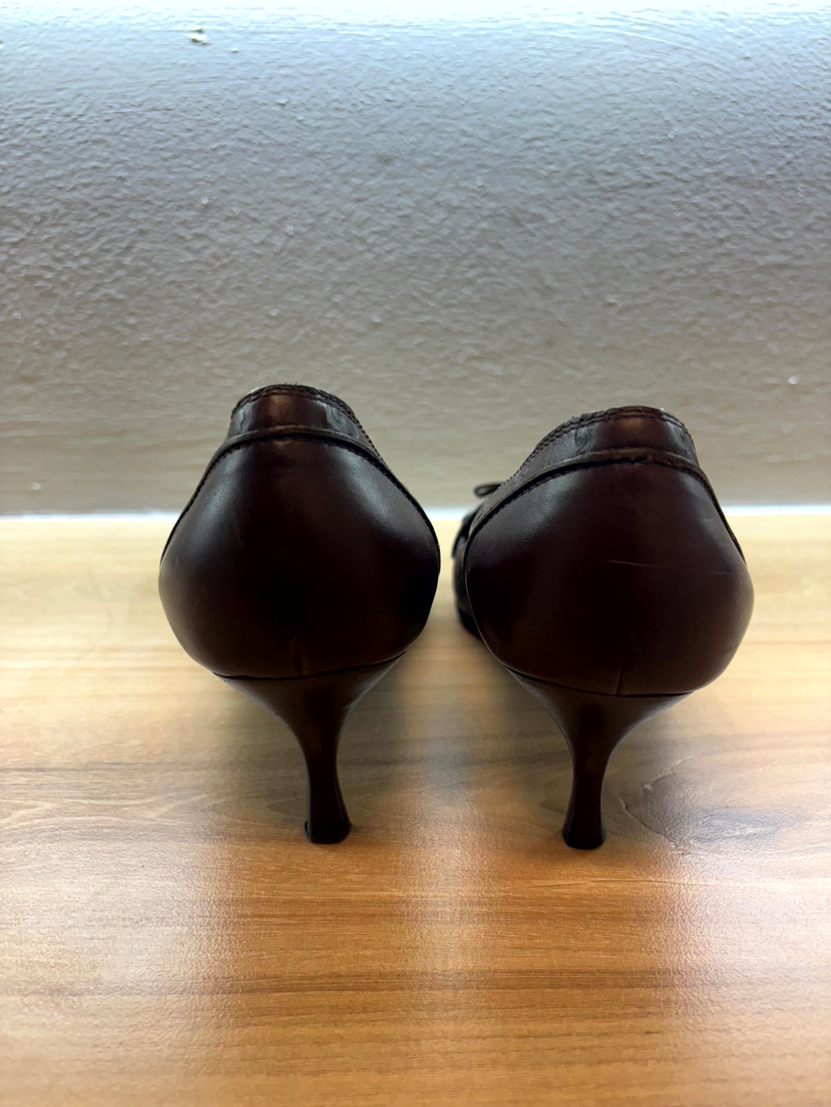 Gucci Guccissima Leather Pointed Toe Pumps