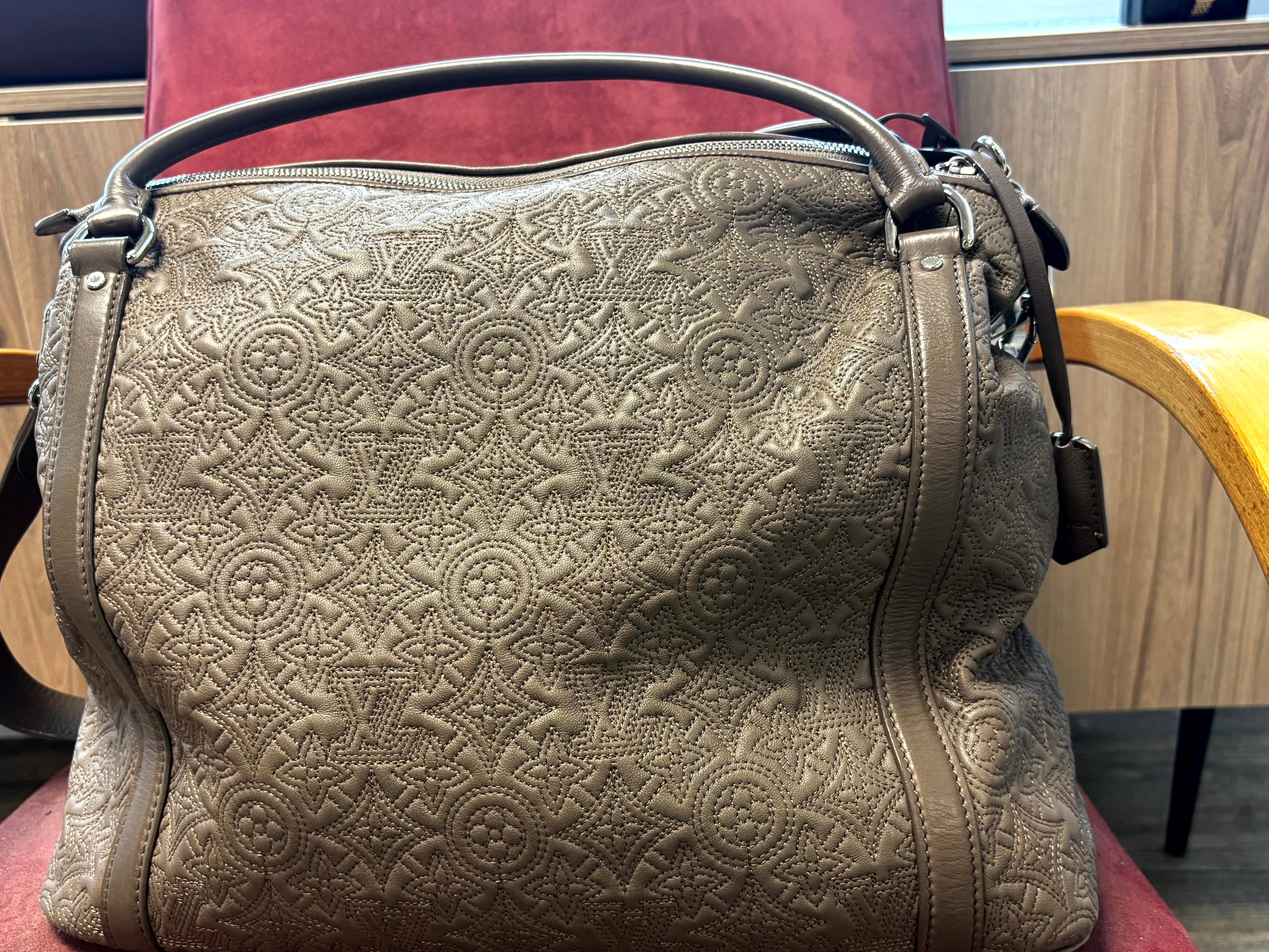 Louis Vuitton Antheia Ixia