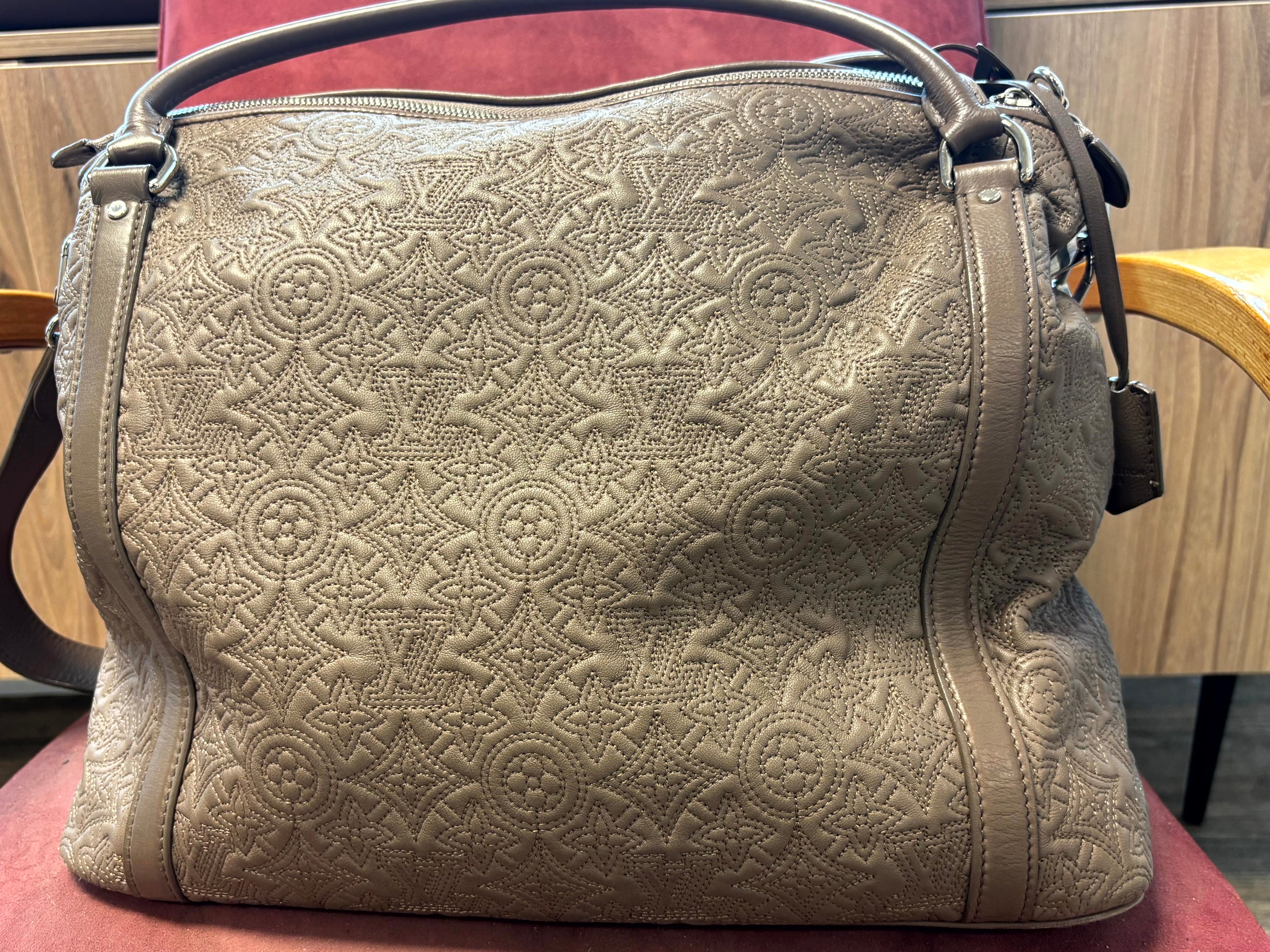 Louis Vuitton Antheia Ixia
