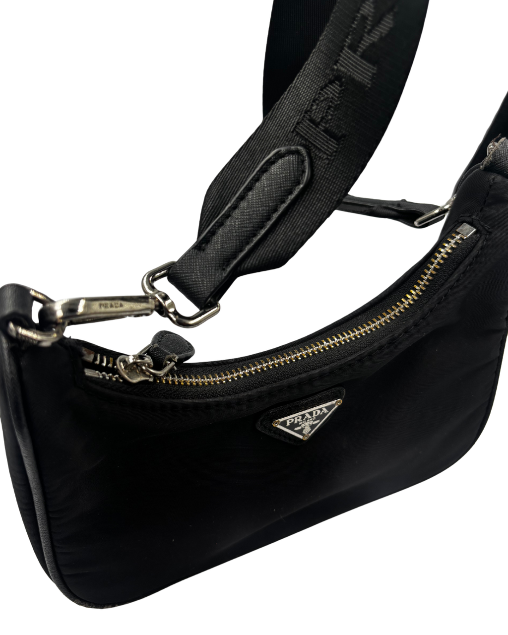Prada Model Re-Edition 2005 Re-Nylon Bag in Black