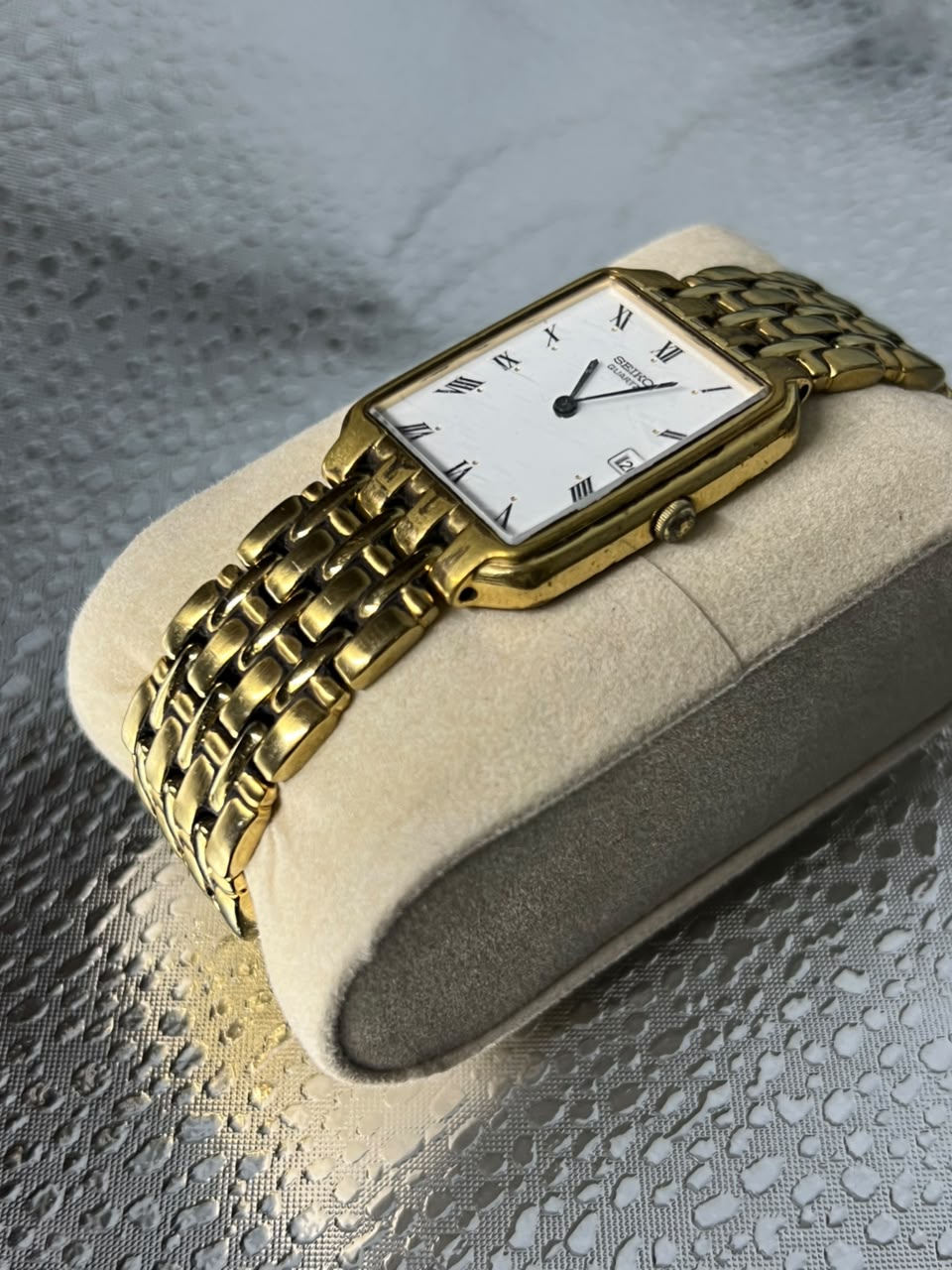 Seiko Gold Rectangular Dress Watch
