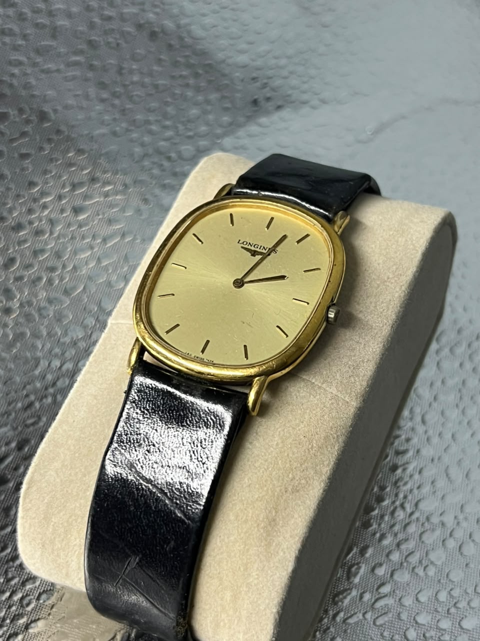 Longines Vintage Ultra-Thin Gold Dress Watch