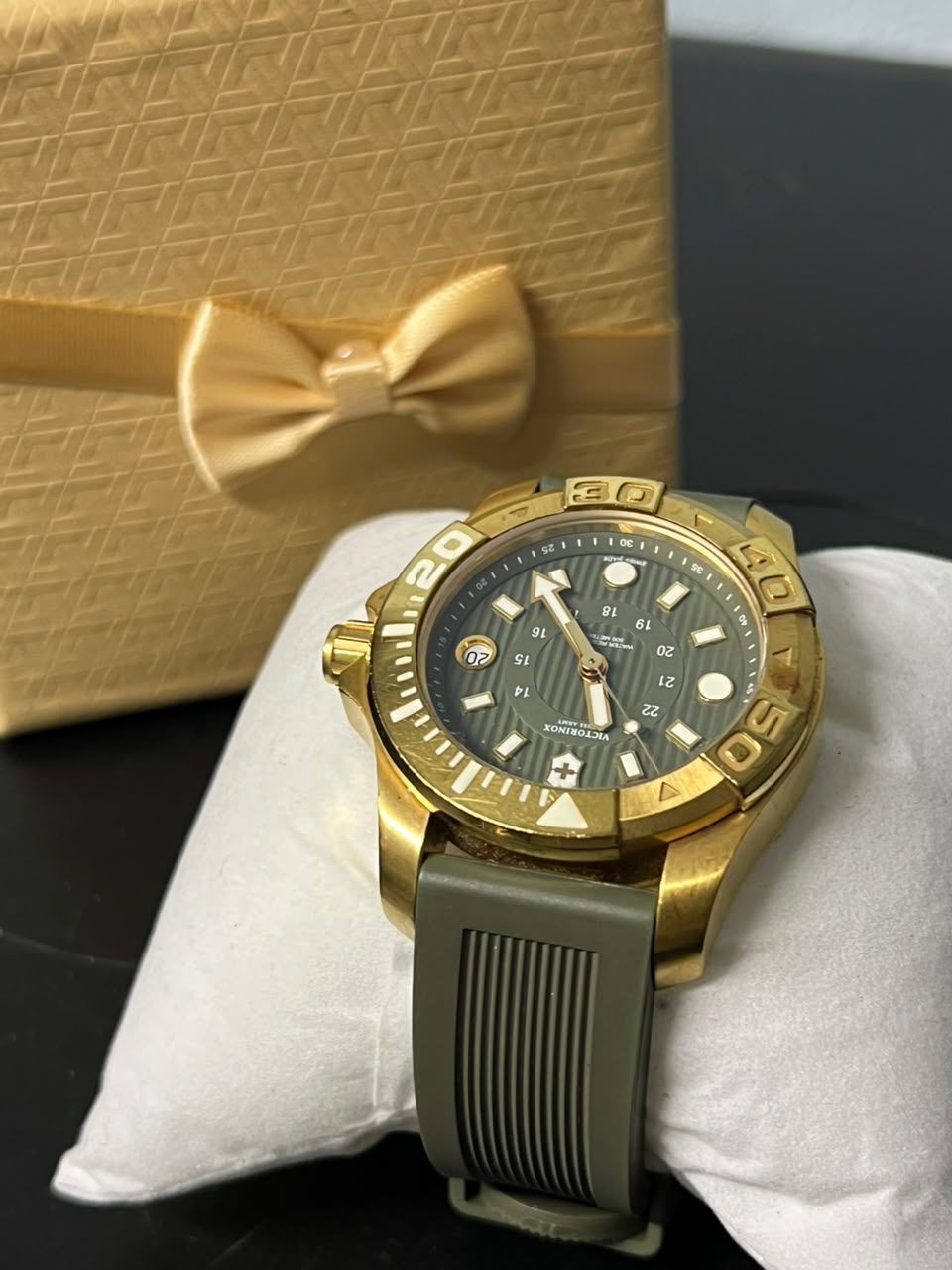 Victorinox Swiss Army Maverick Gold PVD Dive Watch