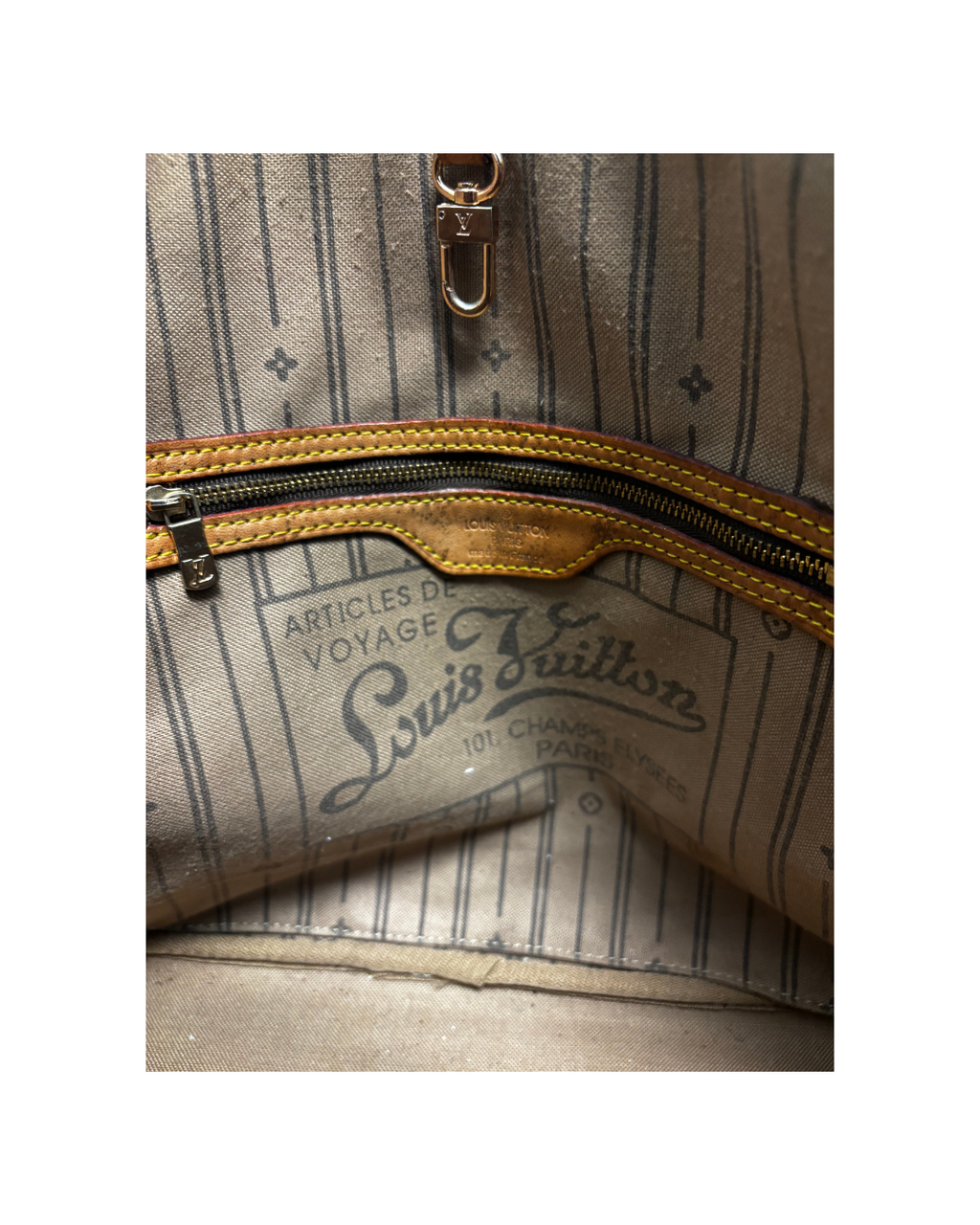 Louis Vuitton Neverfull MM Tote Bag / Monogram Canvas