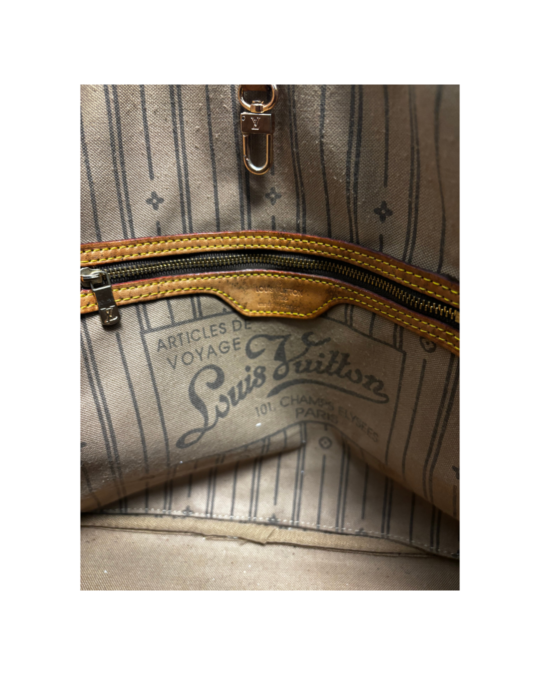 Louis Vuitton Neverfull MM Tote Bag / Monogram Canvas